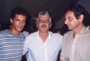 Kleber Mendonça Filho relembra juventude e resgata foto rara em seu primeiro festival de cinema