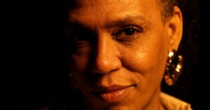 ‘É complicado as pessoas entenderem que uma pessoa trans pode ter câncer’, diz atriz Valéria Barcellos