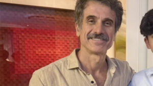 Filho de Eriberto Leão chega aos 15 anos e surge quase da altura do pai