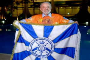 Partido Novo tenta proibir desfile polêmico de escola que homenageia Lula no Carnaval