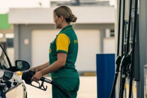 Cantora foi frentista de posto e se tornou um dos nomes mais conhecidos da atualidade