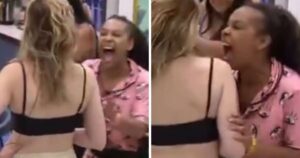 BBB26: Sol Vega agarra Ana Paula Renault; público nas redes pede expulsão da sister