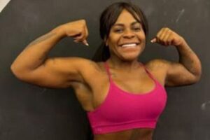 Jojo Todynho é criticada após mostrar físico e rebate: “Só tem força na lingua”