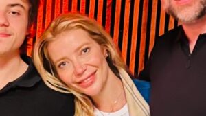 Luiza Possi posta fotos raras com o enteado em data especial: ‘Orgulho da nossa relação’