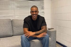 BBB 26: Matheus Moreira faz vídeo de 10 minutos pedindo desculpa após falas no programa