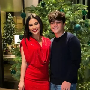 Mileide Mihaile com o filho