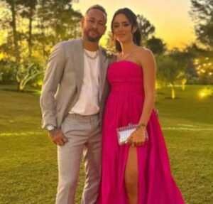 Veja um colírio de Darren Criss, famoso por personagens como Andrew Cunanan e Blaine!