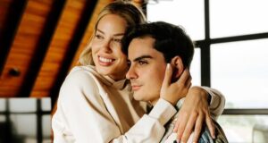 Morando juntos, Saory expõe restrição de Dudu Camargo: “Não deixa”