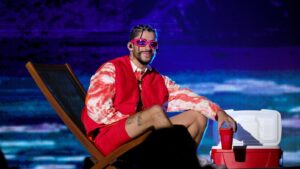 Nova era ou polêmica? Bad Bunny apaga todos os posts do Instagram após show no Super Bowl; entenda