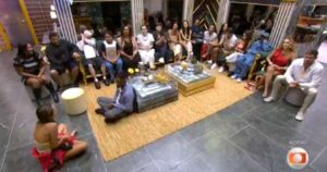 Resumo BBB26: madrugada tem crise de choro e Samira assumindo ser ‘leva e traz’