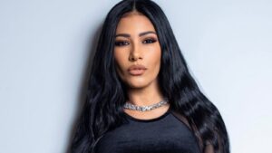 Em momento raro, Simaria posa de maiô em passeio com a família e a irmã, Simone; veja fotos