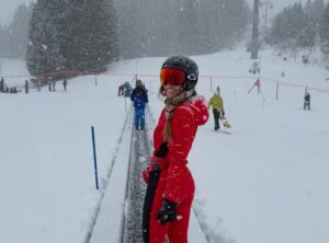 Ex-BBB é resgatada de montanha nos Alpes Suíços após queda: “Trauma”