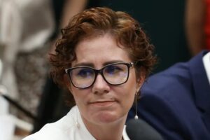 Justiça italiana conclui audiência sobre extradição de Carla Zambelli