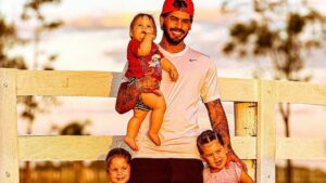 Zé Felipe revela quando poderá estar com os filhos novamente