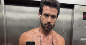 Sergio Marone faz desabafo sobre receber críticas por ser ecossexual: ‘É consciência’