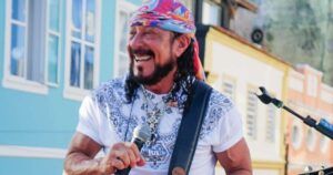 Bell Marques, 73 anos: ‘Eu não posso deixar meu cérebro entender que as minhas pernas cansaram’