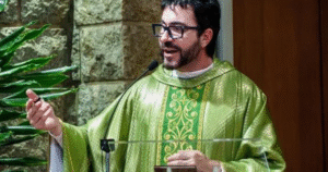 É grave? Padre Fábio de Melo passa por cirurgia no Rio