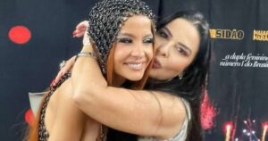 Maiara posa com a mãe no carnaval e web reage: ‘Parecem irmãs’