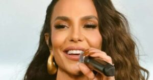 Ivete Sangalo exibe ‘cabeça de gelo’ durante recuperação de cirurgia facial