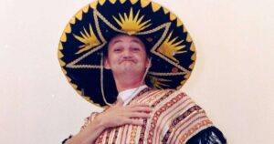 Como está Marquito, 75 anos, uma semana após acidente de moto e cirurgia de 4h? Ator do ‘Programa do Ratinho’ tem estado de saúde atualizado