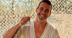 Após ser chamado de Louro José da Angélica, André Marques reage