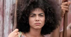 Famosa nega namoro com estrela de Vale Tudo: ‘Amigas íntimas’