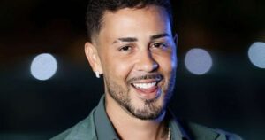Carlinhos Maia abre o jogo sobre críticas da comunidade LGBTQIA+: ‘Querem que eu bata leque’