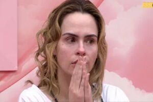 BBB 26: Ana Paula quase chora de fome e revela que está sem comer: ”Já acabou tudo”