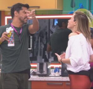 Ana Paula Renault e Alberto Cowboy protagonizam novo bate-boca acalorado no BBB26 com troca de farpas durante dinâmica