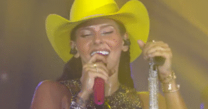 Ana Castela comete gafe durante show no BBB 26: ‘Esqueci minha letra’