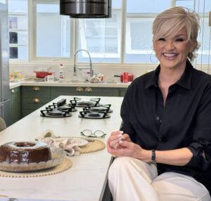 Andréa Nóbrega lança novo projeto e transforma a própria cozinha em palco: Nasceu de algo muito verdadeiro