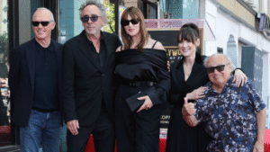 Aos 54, atriz constrói fortuna de R$ 92 milhões e mantém vida sem casamento e filhos