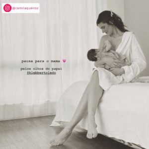Camila Queiroz encanta ao compartilhar foto amamentando a filha. Veja tudo que a atriz já expôs sobre a maternidade