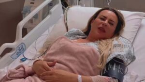 Cantora gospel é internada após diagnóstico suspeito e faz apelo: ‘Orem por mim’