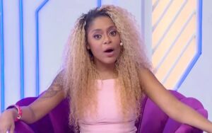 Cariúcha mostra novo estúdio do SuperPop pela primeira vez e cenário impressiona