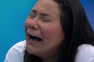 BBB26: Chaiany não consegue segurar o choro ao receber mensagem no reality show
