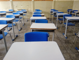 Na escola, adolescentes partem para agressão durante discussão sobre aparência