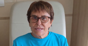 Márcia Sensitiva é internada com fortes dores e descobre doença autoimune