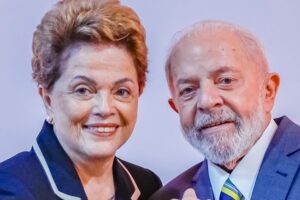 Lula critica vaias e xingamentos a Dilma: “Grosseria, desrespeito!”