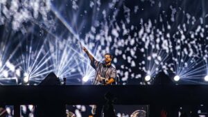 DJ brasileiro doa mais de 9 toneladas de suprimentos para cidades atingidas por enchentes em Minas Gerais