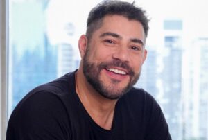 Evaristo Costa recusa reality de Boninho e não assina com a Record