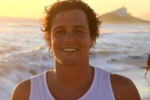 Felipe Dylon reaparece em show e emociona os fãs: ‘Nostalgia’