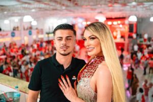 Andressa Urach choca ao revelar casamento surpresa com funkeiro 13 anos mais novo