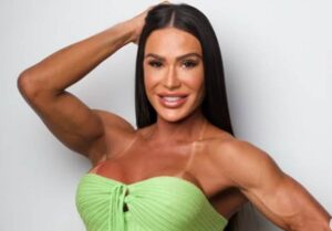 Gracyanne Barbosa se filia a partido político para concorrer à deputada