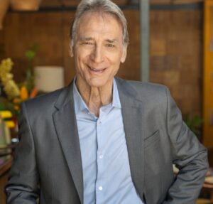 Aos 74 anos de idade, Herson Capri sofre infarto e cancela apresentações de peça de teatro em São Paulo