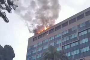 URGENTE! Sede do Ministério Público pega fogo no Rio de Janeiro
