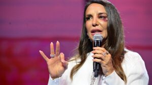 Ivete Sangalo vai passar por uma cirurgia neste domingo