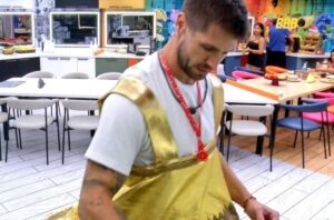 BBB26: Jonas reage após atitude de Milena e comparação bizarra surpreende