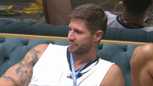 BBB 26: Jonas Sulzbach é flagrado excitado e com parte íntima à mostra