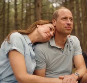 Discretos, Kate Middleton e Príncipe William chegam depois de todos no tapete vermelho do Bafta 2026